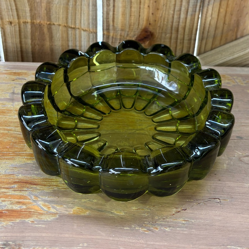 Vintage Fostoria Olive Green Round Glass Ashtray 7 3/4”